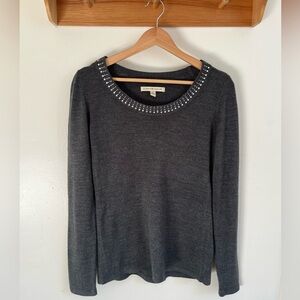 Debbie Morgan professional soft gray blouse w sequin